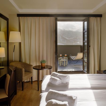 Snö Aragon Hills Hotell Formigal Exteriör bild