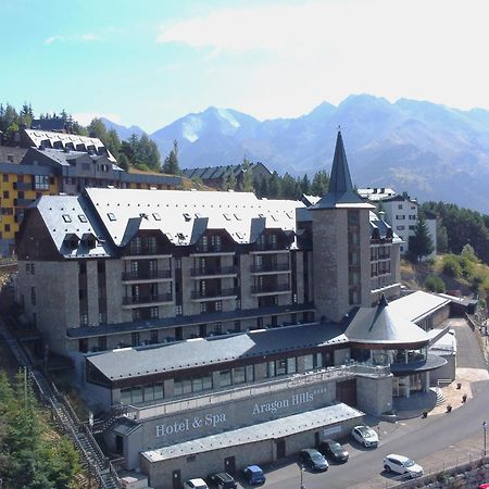Snö Aragon Hills Hotell Formigal Exteriör bild