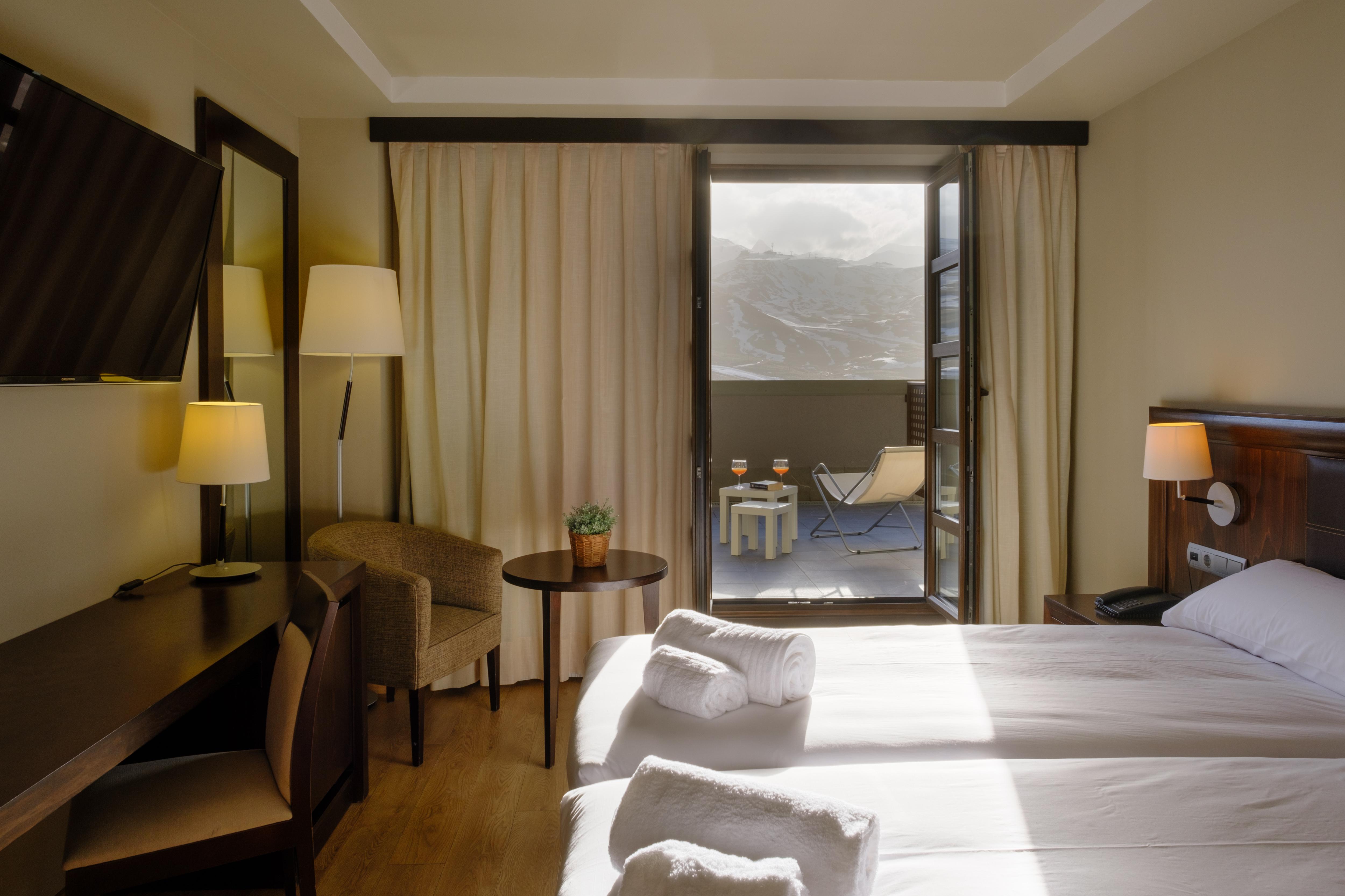 Snö Aragon Hills Hotell Formigal Exteriör bild